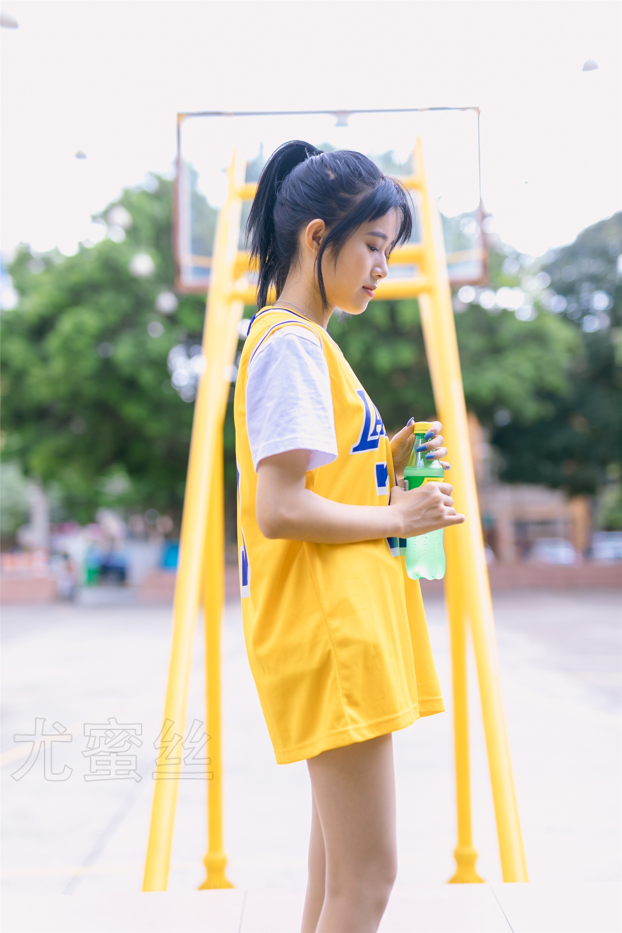 尤蜜丝 穿搭写真 NO.053